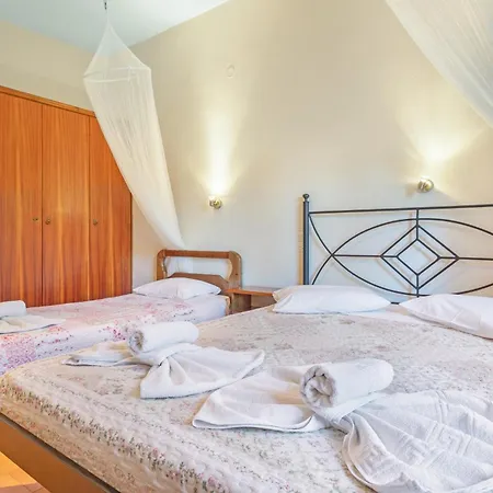 Castellos Bellos 6 Apartamento Marathiás